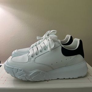 Alexander McQueen Low court sneakers
